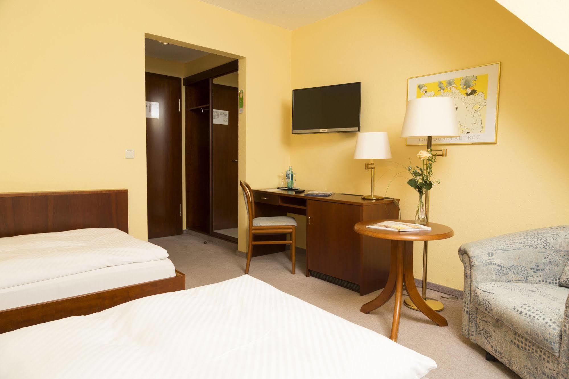 Ringhotel Residenz วิทท์มุนด์ ภายนอก รูปภาพ