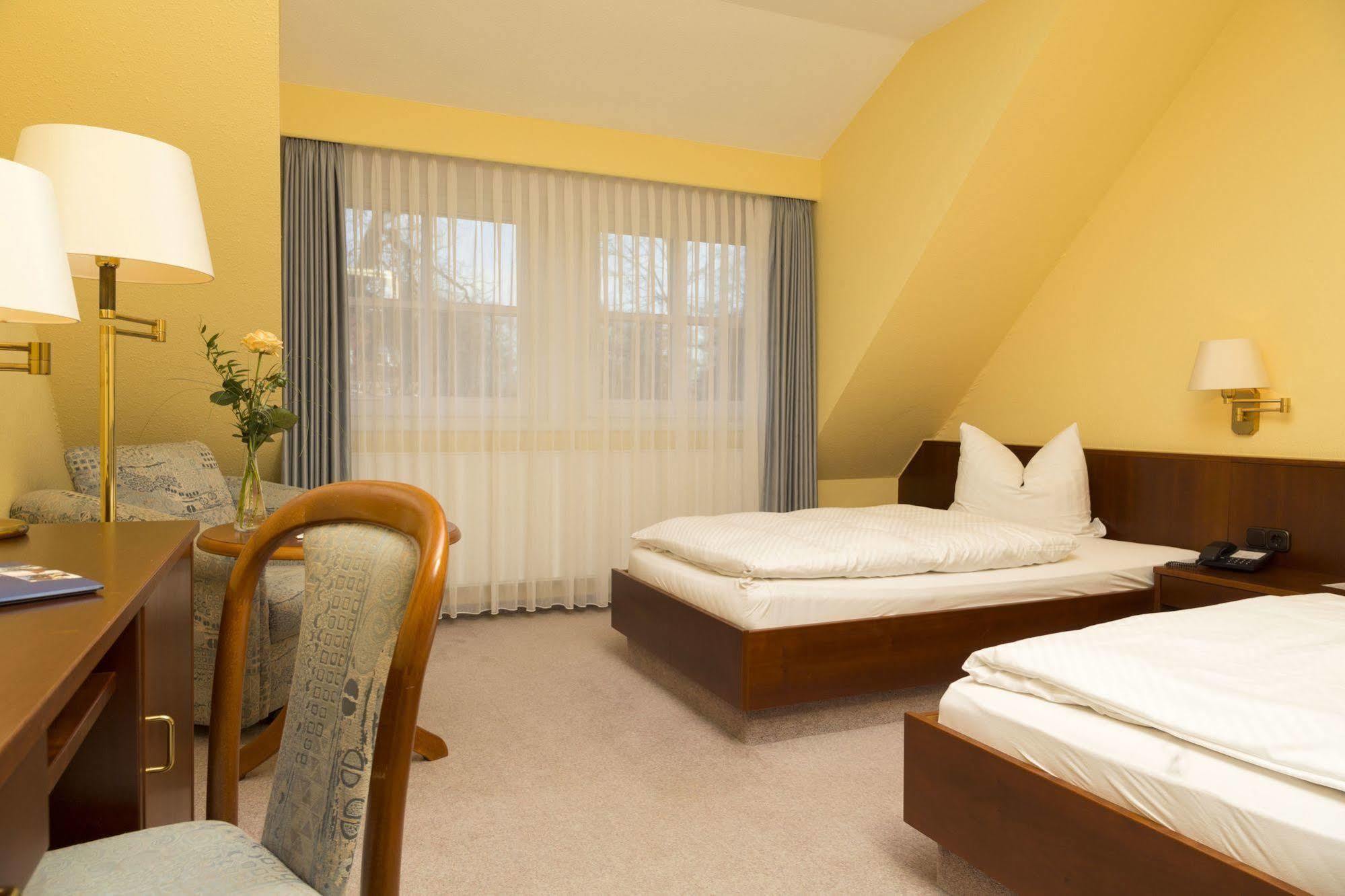 Ringhotel Residenz วิทท์มุนด์ ภายนอก รูปภาพ